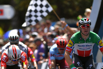 Elia Viviani wins Cadel Evans Great Ocean Road Race