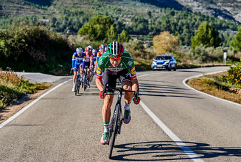 Viviani held up by crash in Adelaide