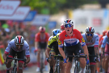 Fabio Jakobsen breaks the ice at La Vuelta a España