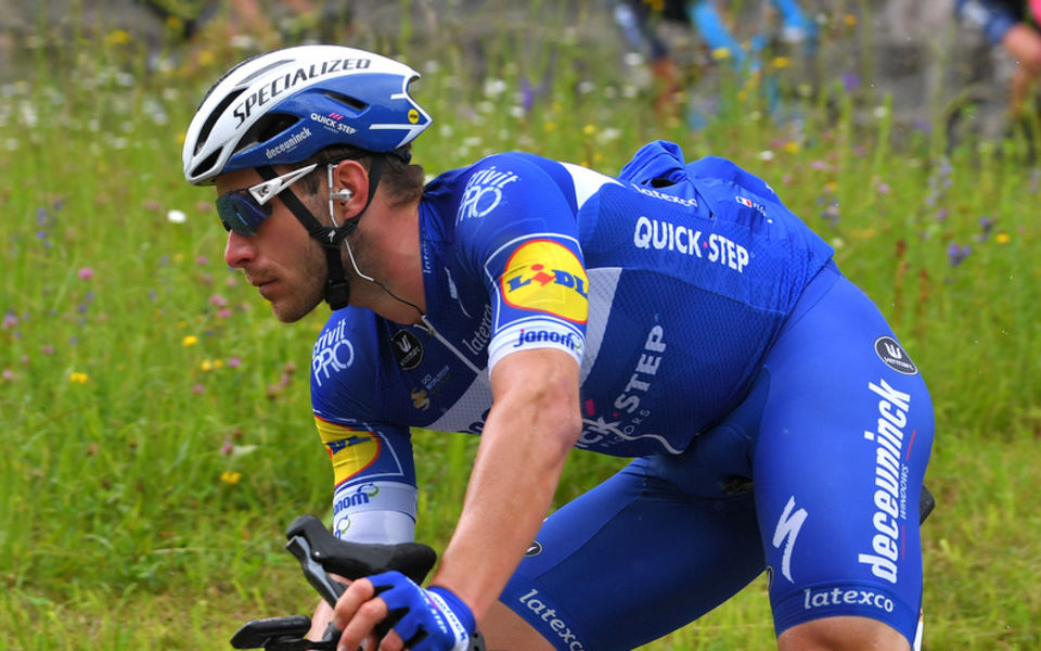 Giro d’Italia: Fourth for Sénéchal as breakaway denies the bunch